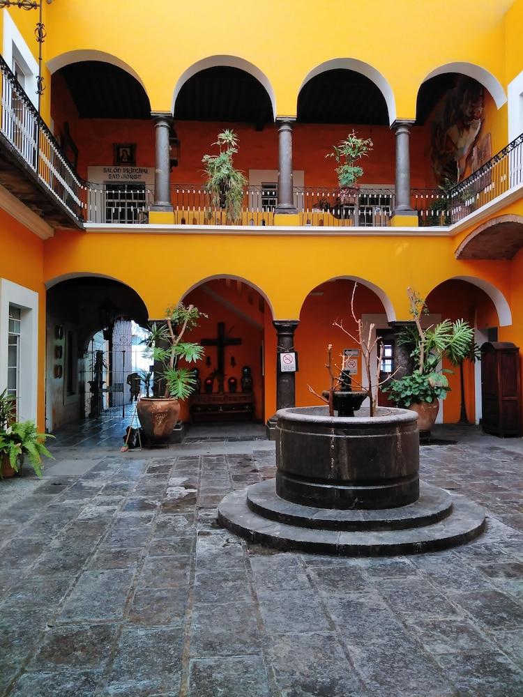 ホテル Ayenda Meson De San Sebastian プエブラ エクステリア 写真